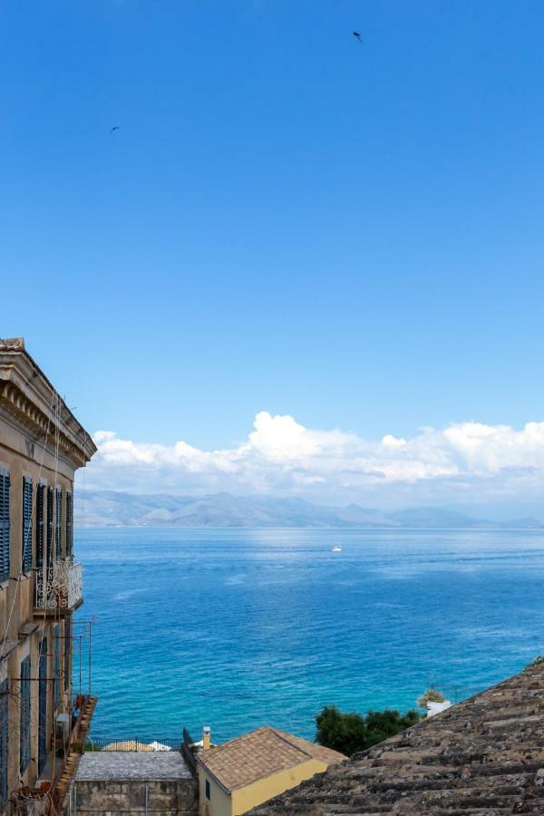 Dousmani Corfu Old Town Appartement *